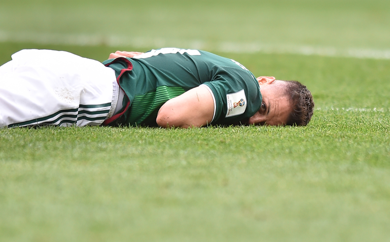 Illustration for article titled Chicharito Earned Those Tears